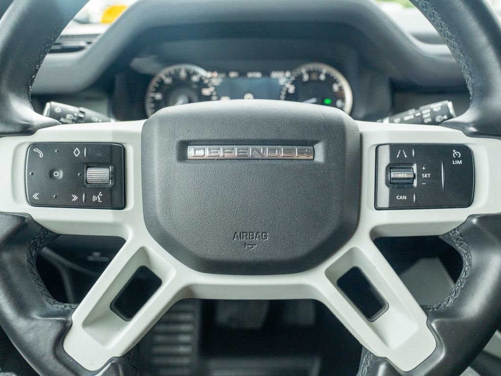 Used 2023 Land Rover Defender 110 AWD/4WD image 14
