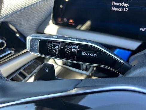 Used 2025 Cadillac Optiq Luxury 1 image 58