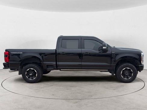 Used 2025 Ford F250 Platinum w/ Tremor Off-Road Package AWD/4WD image 5