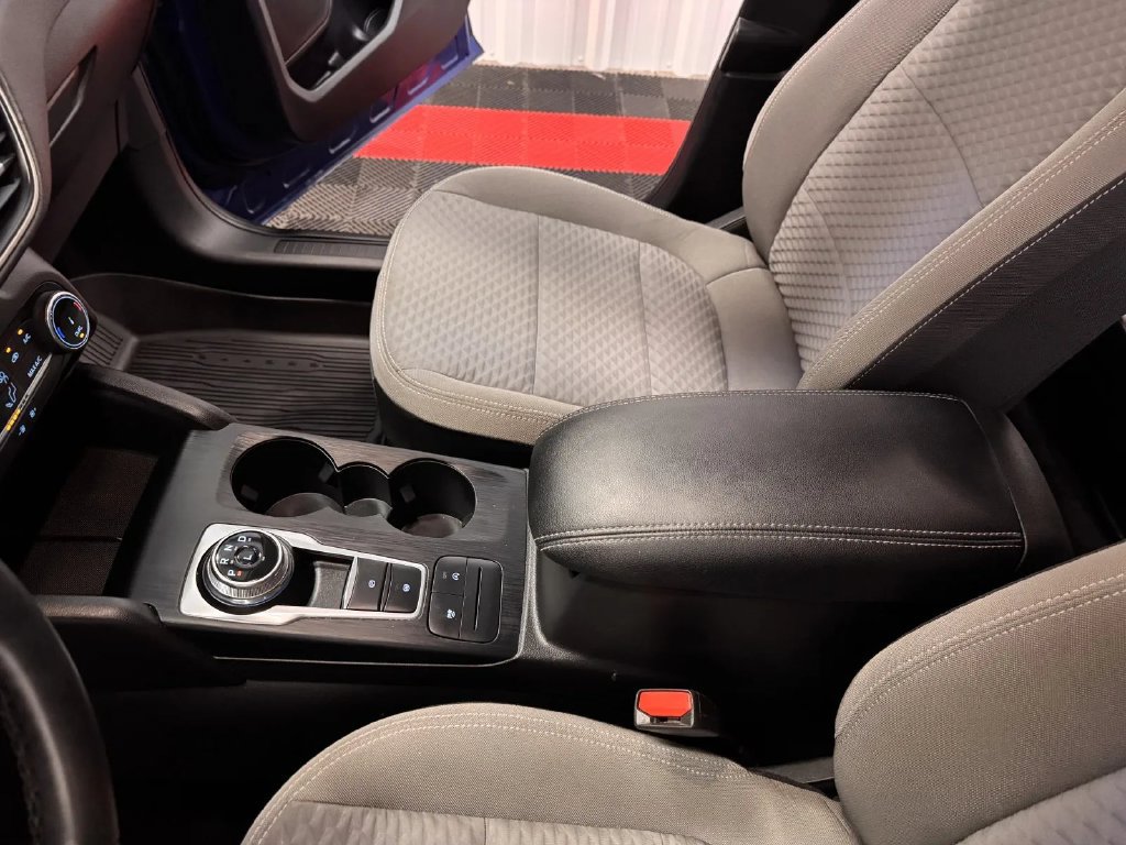 Used 2022 Ford Escape SE w/ Convenience Package AWD/4WD image 38