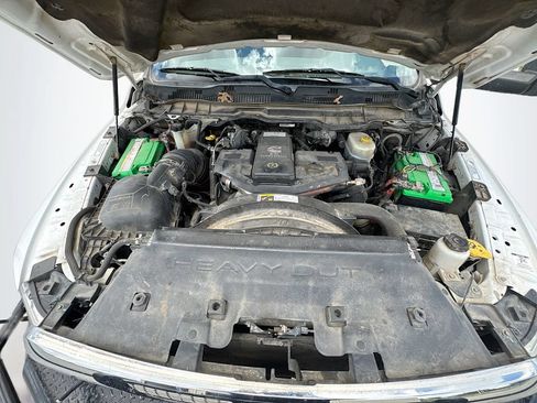 Used 2018 RAM 2500 Tradesman w/ Chrome Appearance Group AWD/4WD image 23