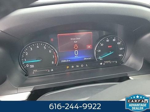 Used 2022 Ford Explorer XLT w/ Equipment Group 202A image 4