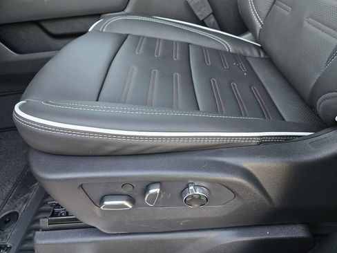 New 2026 GMC Sierra 2500 AT4X AWD/4WD image 15