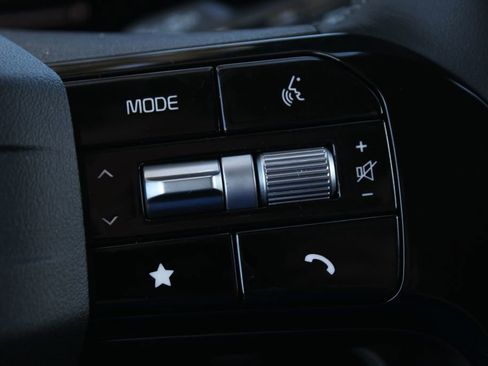New 2026 Kia Sorento LX FWD image 29