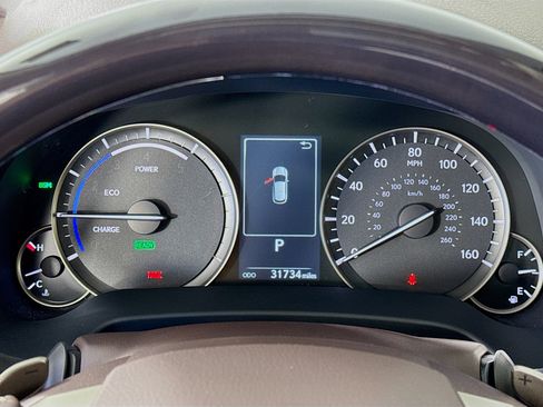 Used 2020 Lexus RX 450h AWD w/ Luxury Package image 12