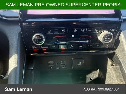 Used 2021 Jeep Grand Cherokee L Overland w/ Luxury Tech Group IV image 15