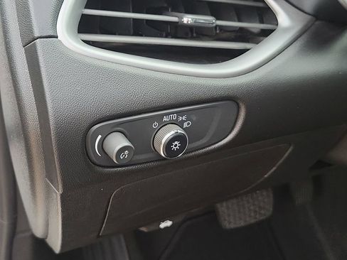 Certified 2023 Chevrolet Malibu LT image 17