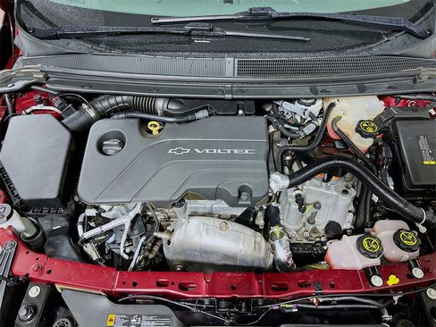 Used 2017 Chevrolet Volt LT w/ Comfort Package image 26