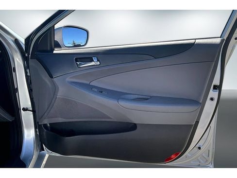 Used 2013 Hyundai Sonata SE FWD image 27