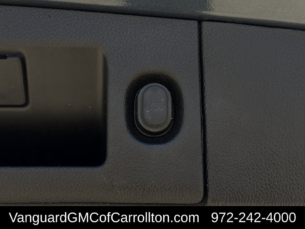 Used 2020 Cadillac Escalade Luxury RWD image 38