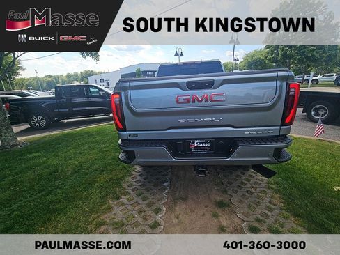 Used 2024 GMC Sierra 2500 Denali w/ Denali Reserve Package AWD/4WD image 21