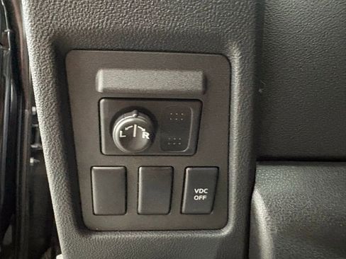 Used 2008 Nissan Rogue SL w/ Premium Pkg FWD image 17