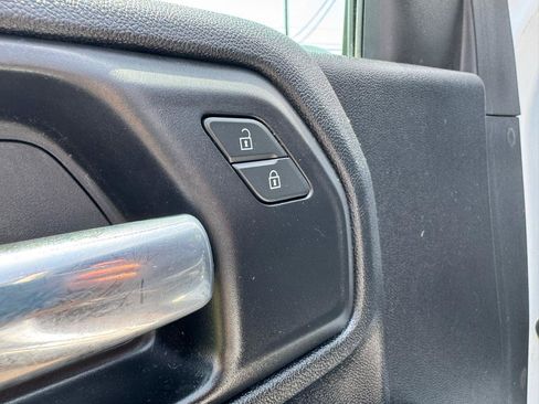 Used 2021 GMC Sierra 3500 4x4 Double Cab w/ Convenience Package image 25