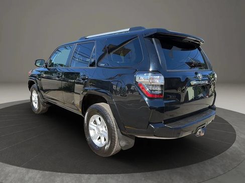 Used 2021 Toyota 4Runner SR5 AWD/4WD image 7