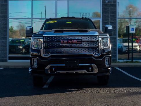 Used 2020 GMC Sierra 3500 Denali w/ Denali Ultimate Package image 12