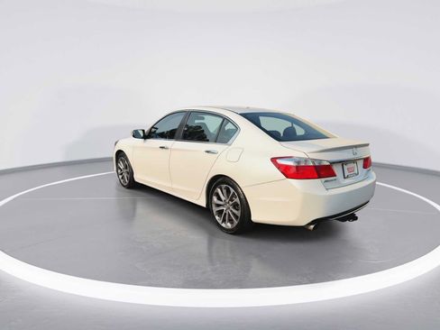 Used 2014 Honda Accord Sport image 6