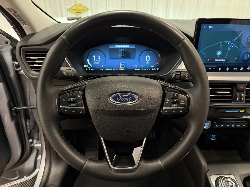Used 2023 Ford Escape Platinum AWD/4WD image 20