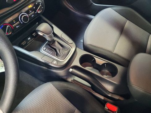 Used 2024 Kia Soul LX image 26