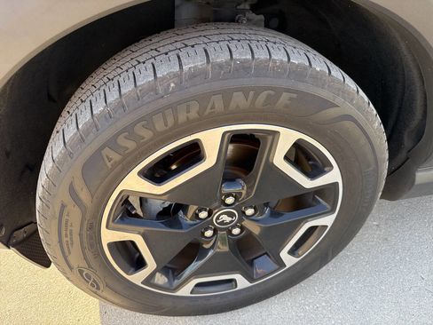 Used 2021 Ford Bronco Sport Outer Banks w/ Outer Banks Package image 5