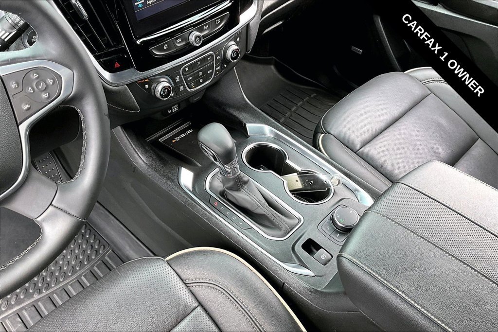 Used 2023 Chevrolet Traverse Premier w/ Redline Edition FWD image 12