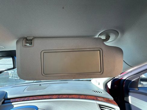 Used 2010 Buick LaCrosse CXL image 35