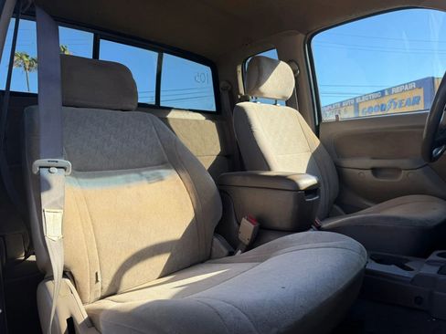 Used 2003 Toyota Tacoma PreRunner RWD image 15