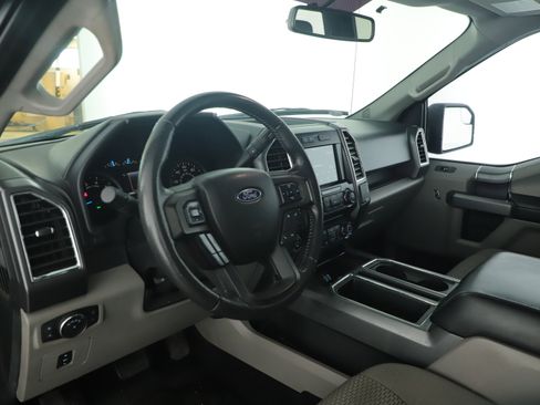 Used 2016 Ford F150 XLT w/ Equipment Group 302A Luxury image 17