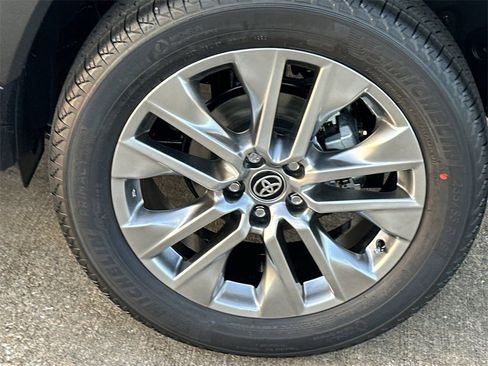 New 2025 Toyota RAV4 XLE Premium image 8