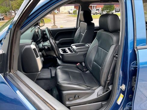 Used 2018 Chevrolet Silverado 1500 LT w/ Texas Edition image 7