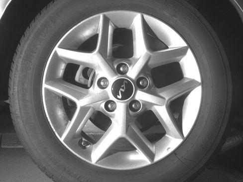 Used 2025 Kia Soul LX w/ LX Technology Package FWD image 15