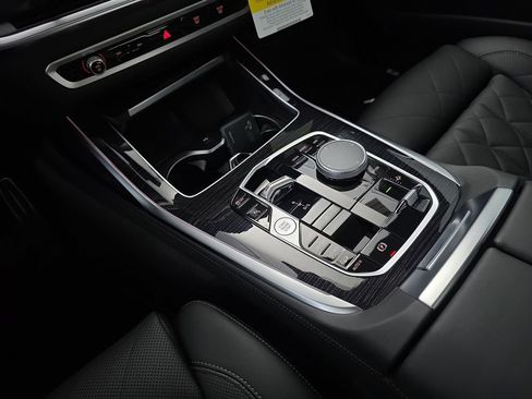 New 2026 BMW X7 xDrive40i w/ M Sport Package image 26