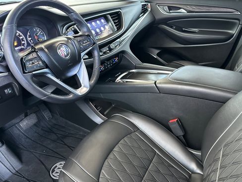 Used 2023 Buick Enclave Avenir w/ Avenir Technology Package image 10