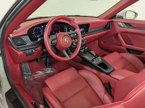 Certified 2026 Porsche 911 Carrera GTS image 4