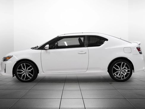 Used 2014 Scion tC FWD image 12