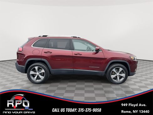 Used 2019 Jeep Cherokee Limited AWD/4WD image 6