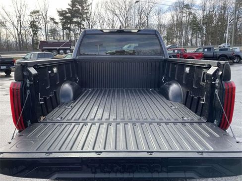 Used 2023 Toyota Tundra Limited image 12