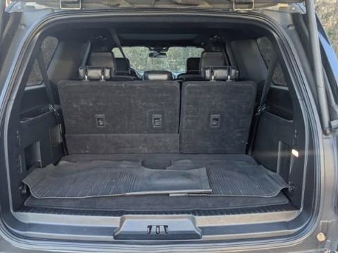 Used 2021 Ford Expedition Max XLT image 13
