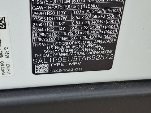 New 2026 Land Rover Range Rover Sport SE AWD/4WD image 18
