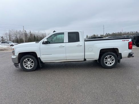 Used 2018 Chevrolet Silverado 1500 LT w/ All Star Edition AWD/4WD image 10