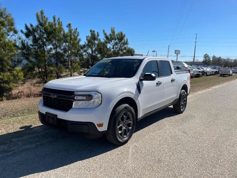 Used 2024 Ford Maverick XLT FWD image 1