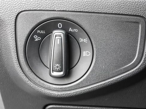 Used 2022 Volkswagen Atlas SE image 18