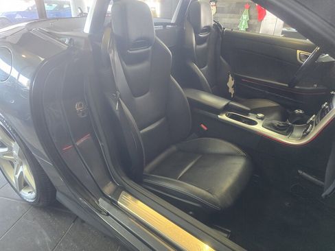 Used 2014 Mercedes-Benz SLK 250 image 12