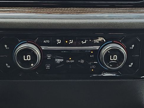 Certified 2024 Chevrolet Silverado 1500 LT Trail Boss w/ Convenience Package II image 25