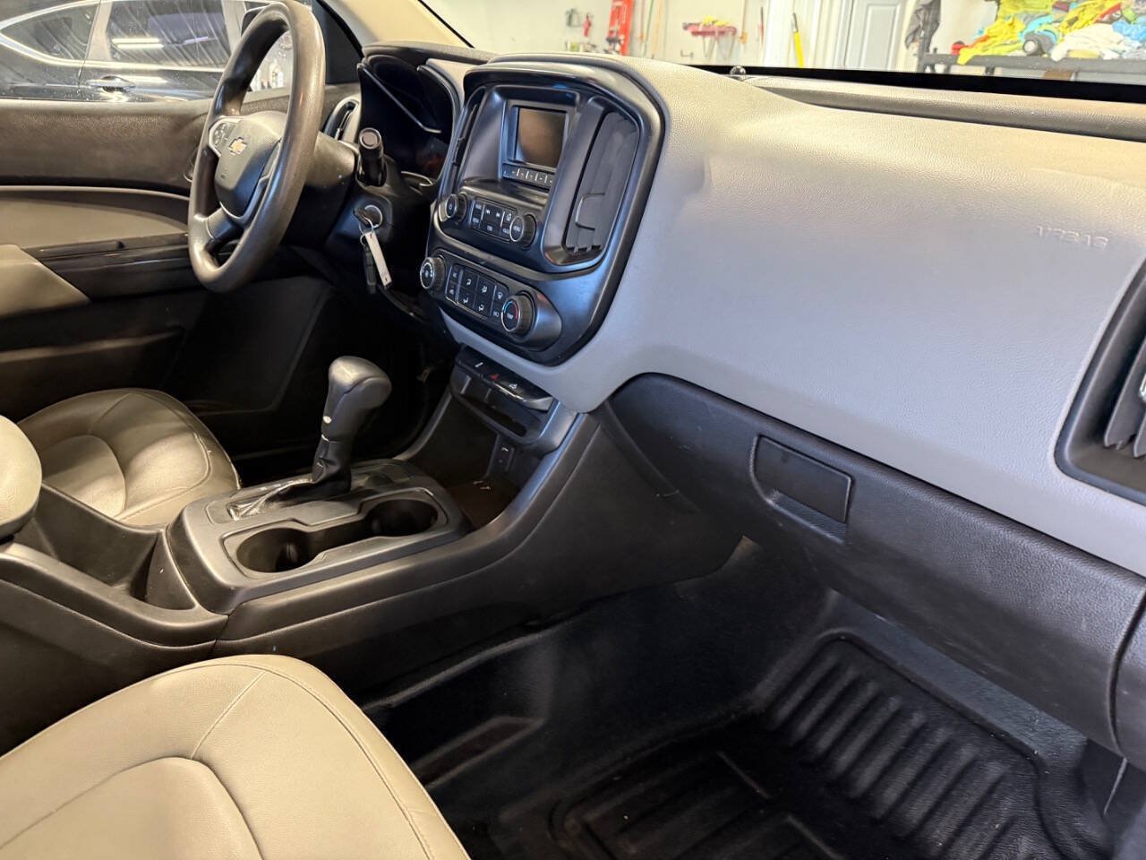 Used 2016 Chevrolet Colorado W/T w/ WT Convenience Package AWD/4WD image 18