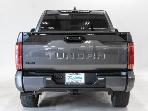 Used 2024 Toyota Tundra Platinum AWD/4WD image 32