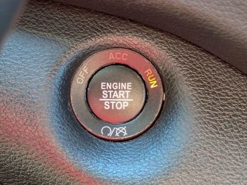 Used 2019 Jeep Cherokee High Altitude AWD/4WD image 24