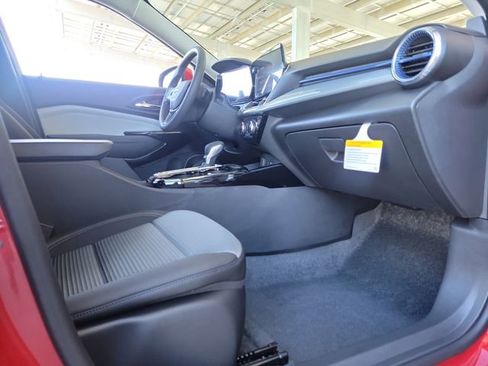 New 2026 Chevrolet Trax LT w/ LPO, Blackout Package image 17