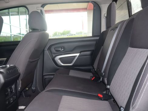Used 2021 Nissan Titan SV w/ SV Convenience Package AWD/4WD image 30