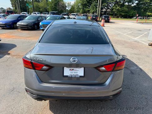 Used 2020 Nissan Altima 2.5 SR FWD image 6