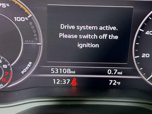 Used 2020 Audi Q5 e Premium Plus w/ Premium Plus Package AWD/4WD image 11